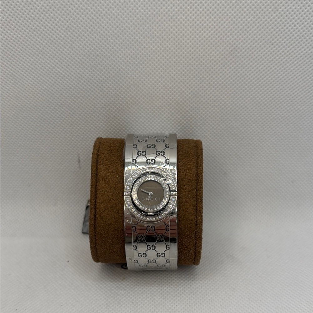 Gucci Silver Watch with Logo Design